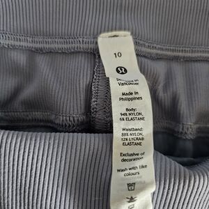 Lululemon Dance Studio crop